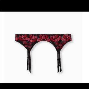 Torrid garter belt